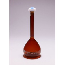 3152/04A - Fiole jaugee ambree, CN 10/19 bouchee PE, classe A, 5ml